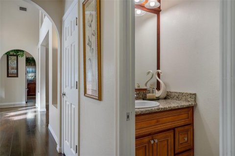 Casa en venta en Spring Hill, Florida, 4 dormitorios, 268.39 m2 № 2239904 - foto 25
