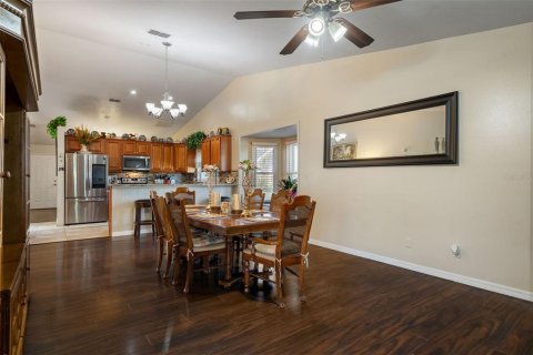 Casa en venta en Spring Hill, Florida, 4 dormitorios, 268.39 m2 № 2239904 - foto 17
