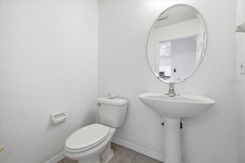 Townhouse in Palmetto, Florida 4 bedrooms, 241.92 sq.m. № 2205082 - photo 25