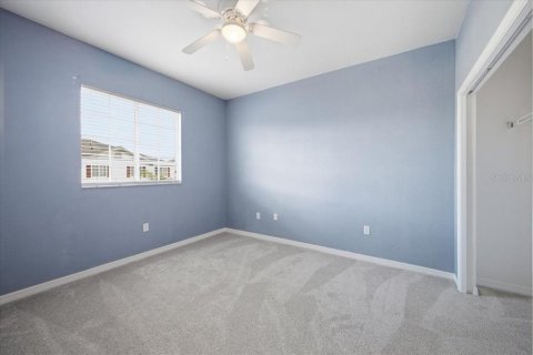 Townhouse in Palmetto, Florida 4 bedrooms, 241.92 sq.m. № 2205082 - photo 19