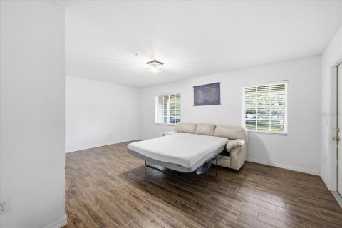 Townhouse in Palmetto, Florida 4 bedrooms, 241.92 sq.m. № 2205082 - photo 22