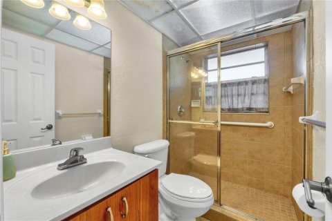 Condo in Margate, Florida, 2 bedrooms  № 2081773 - photo 13