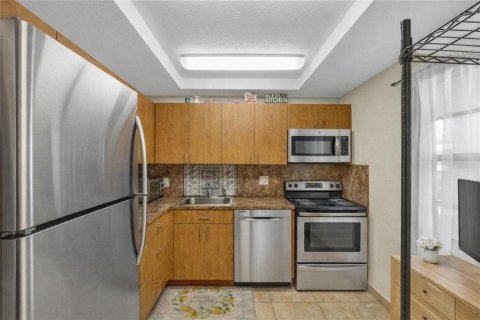 Condo in Margate, Florida, 2 bedrooms  № 2081773 - photo 3