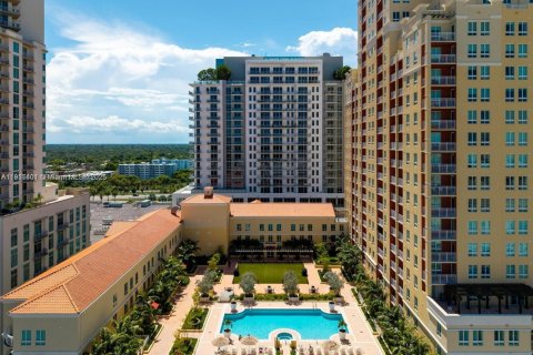 Снять в аренду кондоминиум в Майами, Флорида 1 спальня, 70.51м2, № 1970997 - фото 9