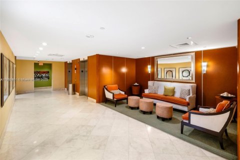 Снять в аренду кондоминиум в Майами, Флорида 1 спальня, 70.51м2, № 1970997 - фото 20