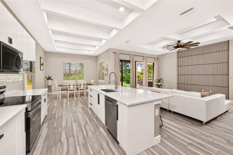Купить виллу или дом в Ротонда, Флорида 12 комнат, 175.59м2, № 2222717 - фото 26