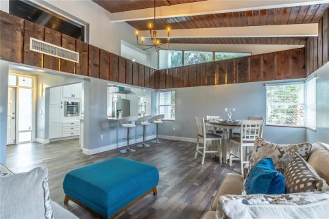 Casa en alquiler en Cocoa, Florida, 2 dormitorios, 167.22 m2 № 1866547 - foto 8