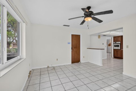 Villa ou maison à vendre à Pembroke Pines, Floride: 3 chambres, 169.08 m2 № 2433934 - photo 20