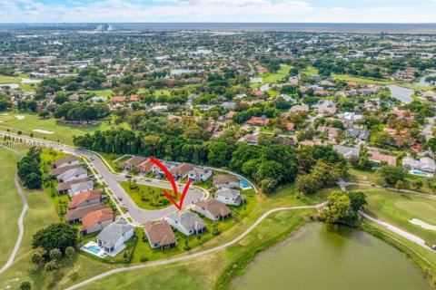 Casa en venta en Tamarac, Florida, 5 dormitorios, 265.7 m2 № 1967009 - foto 3