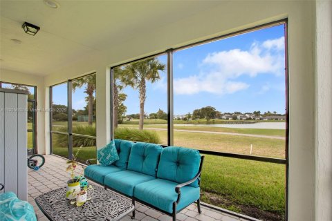 Casa en venta en Tamarac, Florida, 5 dormitorios, 265.7 m2 № 1967009 - foto 17