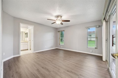 Casa en venta en Leesburg, Florida, 3 dormitorios, 182.46 m2 № 2095281 - foto 15