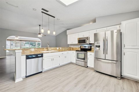 Casa en venta en Leesburg, Florida, 3 dormitorios, 182.46 m2 № 2095281 - foto 5
