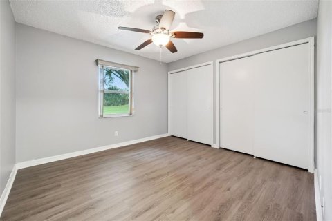 Casa en venta en Leesburg, Florida, 3 dormitorios, 182.46 m2 № 2095281 - foto 20