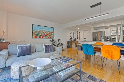 Copropriété à vendre à Miami, Floride: 1 chambre, 83.05 m2 № 1973118 - photo 2