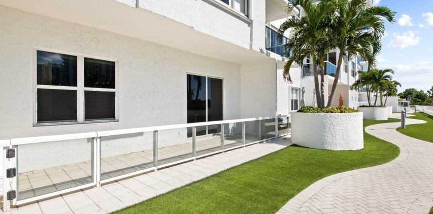 Condominio en Fort Lauderdale, Florida, 1 dormitorio № 1222456
