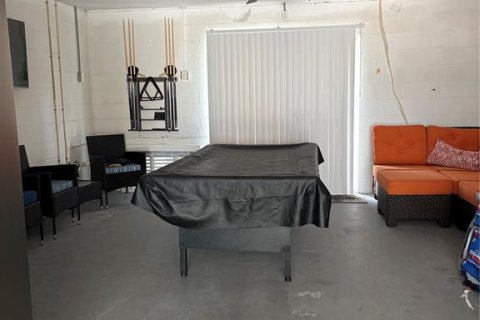 Townhouse in Indian Rocks Beach, Florida 3 bedrooms, 145.48 sq.m. № 2114665 - photo 22