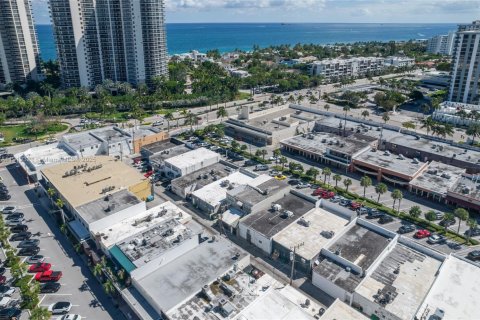 Propiedad comercial en venta en Fort Lauderdale, Florida № 1974835 - foto 15