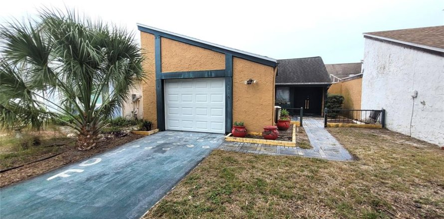 Casa en New Port Richey, Florida 2 dormitorios, 89.46 m2 № 1907026