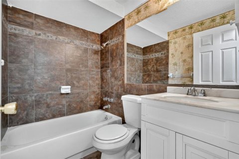 Casa en venta en New Port Richey, Florida, 2 dormitorios, 89.46 m2 № 1907026 - foto 16