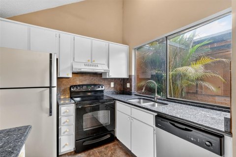 Casa en venta en New Port Richey, Florida, 2 dormitorios, 89.46 m2 № 1907026 - foto 10