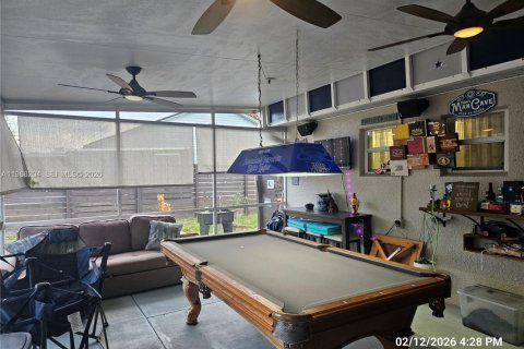 Casa en venta en Deltona, Florida, 4 dormitorios, 194.91 m2 № 2031502 - foto 29