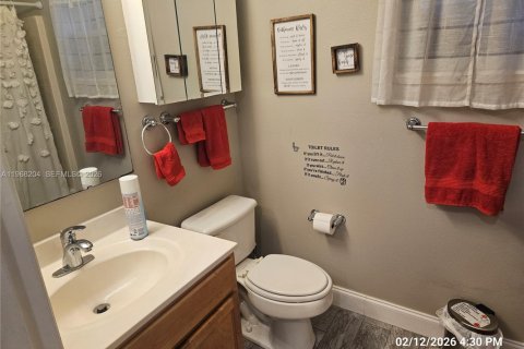 Casa en venta en Deltona, Florida, 4 dormitorios, 194.91 m2 № 2031502 - foto 24