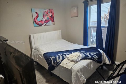 Casa en venta en Deltona, Florida, 4 dormitorios, 194.91 m2 № 2031502 - foto 23