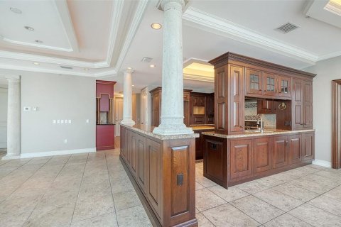 Condo in Sarasota, Florida, 3 bedrooms  № 2418521 - photo 17