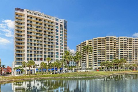 Condo in Sarasota, Florida, 3 bedrooms  № 2418521 - photo 7