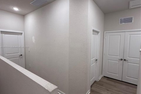 Touwnhouse à louer à Homestead, Floride: 3 chambres, 142.14 m2 № 1966397 - photo 20