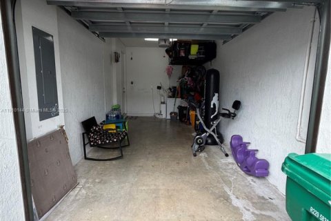 Touwnhouse à louer à Homestead, Floride: 3 chambres, 142.14 m2 № 1966397 - photo 30