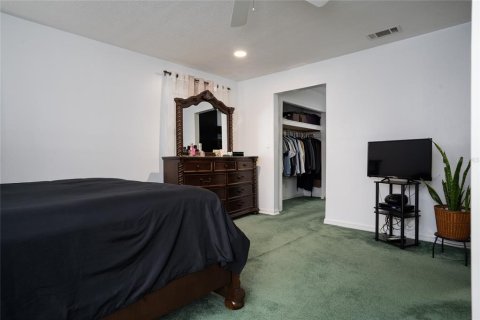 House in Deltona, Florida 3 bedrooms, 182.65 sq.m. № 2399050 - photo 11