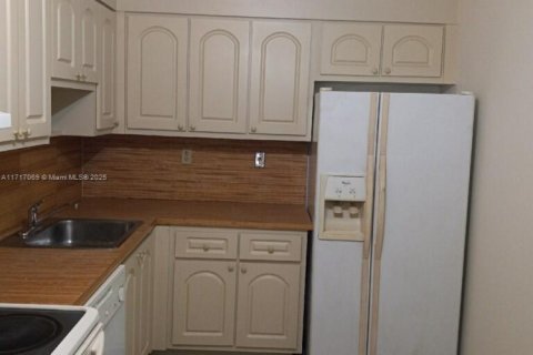 Condo à Pinecrest, Floride, 1 chambre  № 2038063