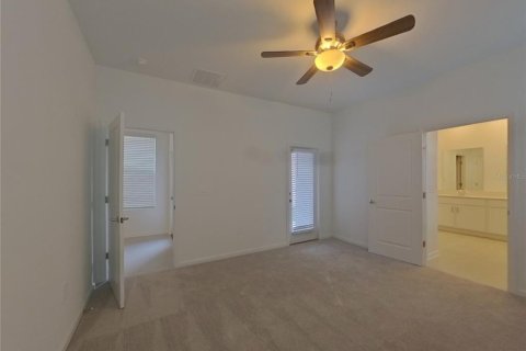 Casa en alquiler en Kissimmee, Florida, 4 dormitorios, 234.3 m2 № 1912901 - foto 6