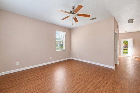 Adosado en venta en Winter Garden, Florida, 3 dormitorios, 162.67 m2 № 2430847 - foto 11