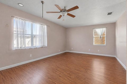 Adosado en venta en Winter Garden, Florida, 3 dormitorios, 162.67 m2 № 2430847 - foto 7