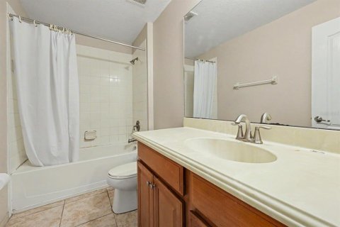 Adosado en venta en Winter Garden, Florida, 3 dormitorios, 162.67 m2 № 2430847 - foto 19