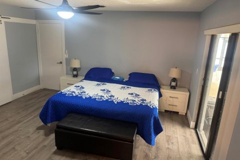 Casa en venta en Lake Worth, Florida, 3 dormitorios, 158.86 m2 № 2388430 - foto 14