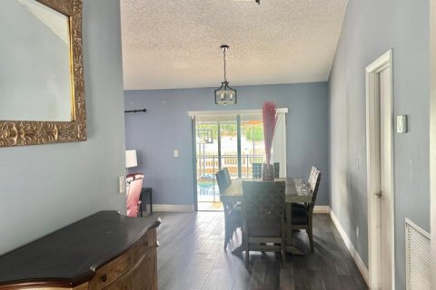 Casa en venta en Lake Worth, Florida, 3 dormitorios, 158.86 m2 № 2388430 - foto 6
