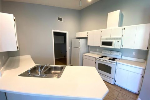 Villa ou maison à louer à Palm Coast, Floride: 3 chambres, 151.9 m2 № 2103846 - photo 3