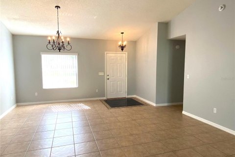 Villa ou maison à louer à Palm Coast, Floride: 3 chambres, 151.9 m2 № 2103846 - photo 4