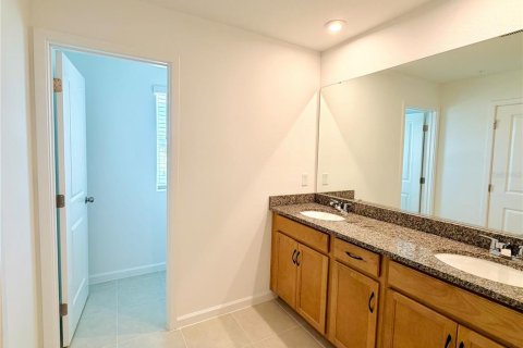 Touwnhouse à louer à Orlando, Floride: 4 chambres, 155.89 m2 № 2404853 - photo 28