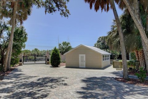 Casa en venta en Spring Hill, Florida, 5 dormitorios, 831.66 m2 № 1299305 - foto 8