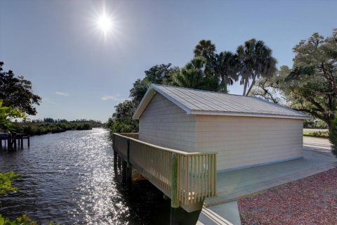 Casa en venta en Spring Hill, Florida, 5 dormitorios, 831.66 m2 № 1299305 - foto 9