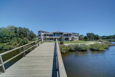 Casa en venta en Spring Hill, Florida, 5 dormitorios, 831.66 m2 № 1299305 - foto 17