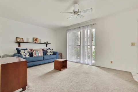 Casa en venta en Lutz, Florida, 2 dormitorios, 107.02 m2 № 2386313 - foto 5