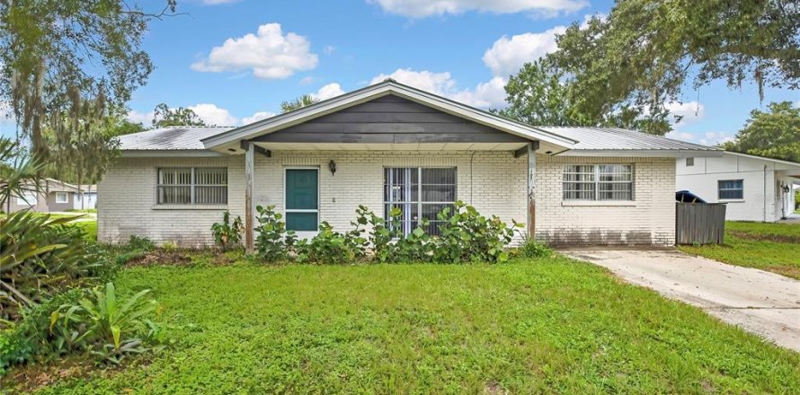 Casa en Lutz, Florida 2 dormitorios, 107.02 m2 № 2386313