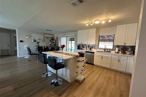 Villa ou maison à vendre à Ocala, Floride: 4 chambres, 184.13 m2 № 2399290 - photo 8