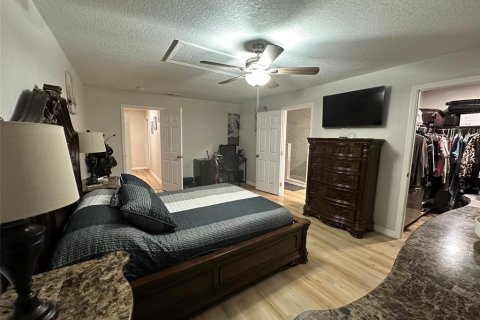 Villa ou maison à vendre à Ocala, Floride: 4 chambres, 184.13 m2 № 2399290 - photo 10
