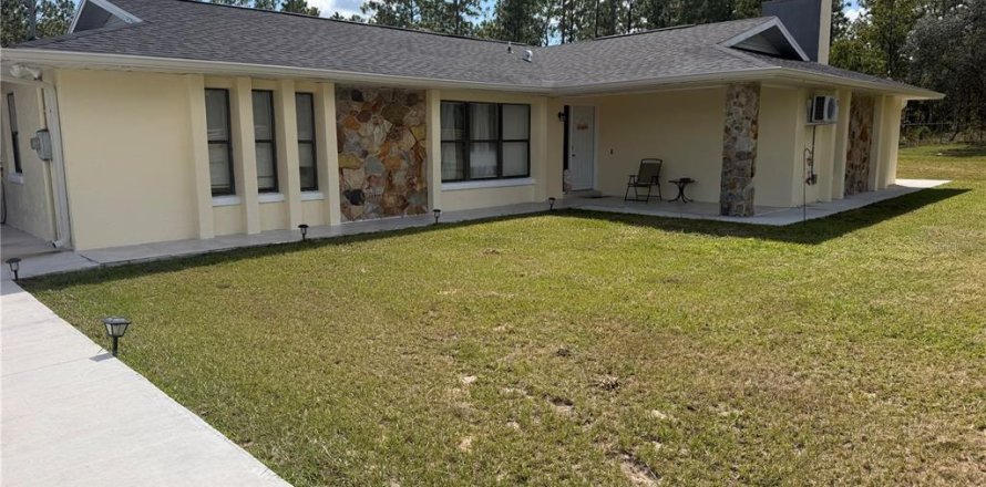 Villa ou maison à Ocala, Floride 4 chambres, 184.13 m2 № 2399290